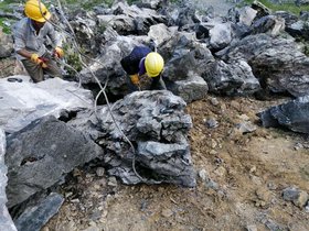 广东景观石大英石 假山景石园林英德风景 大型观赏置石天然石头