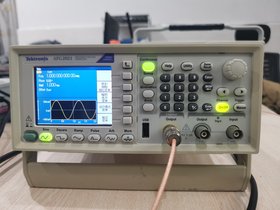 Tektronix̩AFG2021 AFG2022(sh)̖l(f)
