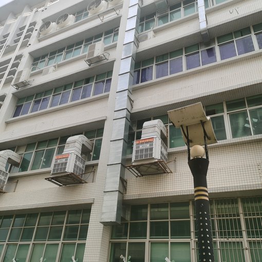 深圳暖通工程公司承接	海山附近白鐵皮風管安裝工程圖片