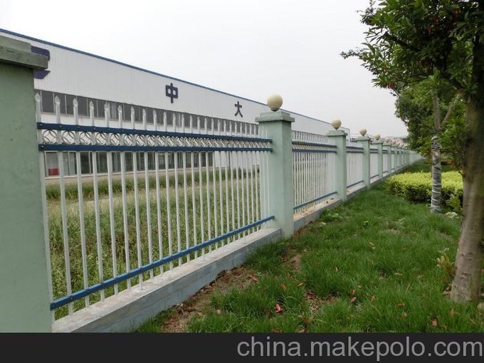 安平銀藝絲網(wǎng)廠直銷市政園林防護網(wǎng)圖片