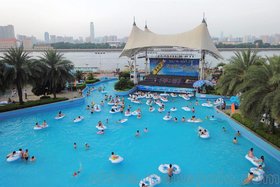 大型水上乐园必备游乐设施-海啸池、鼓风造浪池、人工造浪设备