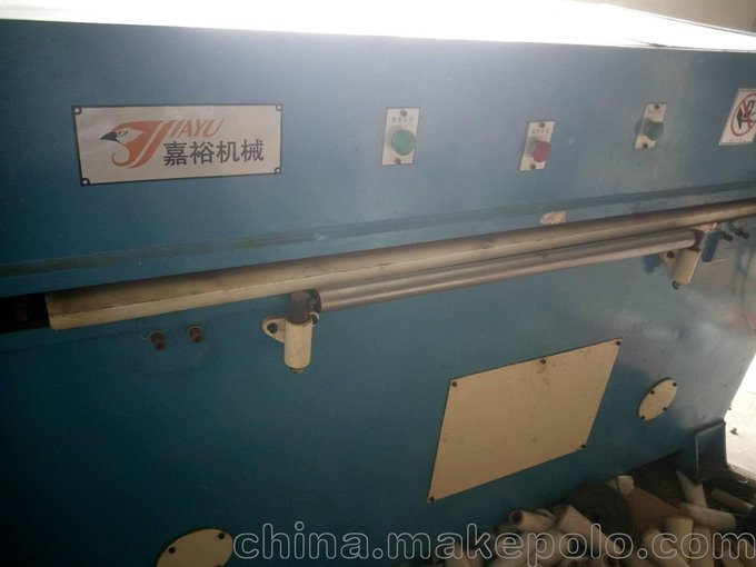 二手裁切機，皮革噴涂機，下料機圖片