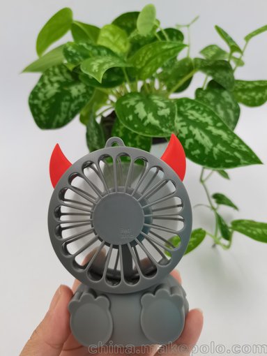 新款手持風(fēng)扇usb充電迷你小風(fēng)扇 靜音大風(fēng)量隨身創(chuàng)意卡通口袋便攜圖片