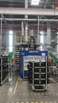 超臨界物理發(fā)泡汽車風(fēng)管生產(chǎn)吹塑機