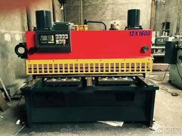 C-QC11Y-4*200,  2׼C