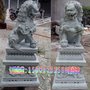 供应石雕大理石狮子 大理石雕塑辟邪摆件 精雕蹲狮子