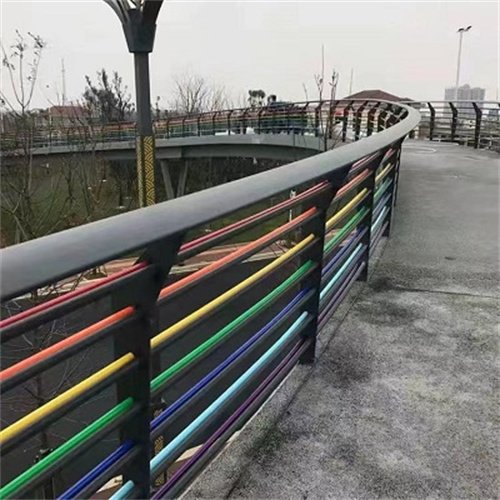 福建橋梁河道護(hù)欄圖片