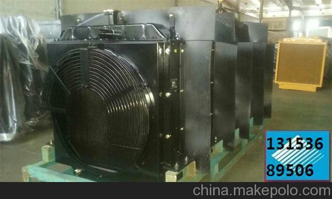 山推壓路機(jī)26T水箱散熱器配件價(jià)格圖片